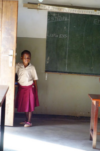 Mkwaju_Klassenzimmer.JPG Mkwaju_Klassenzimmer.JPG