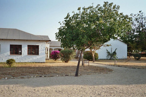 imm028_30.jpg