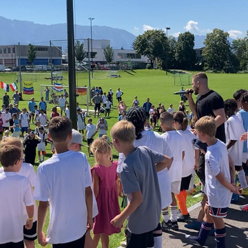 Österreich: Mit Fußball Gemeinde bauen!